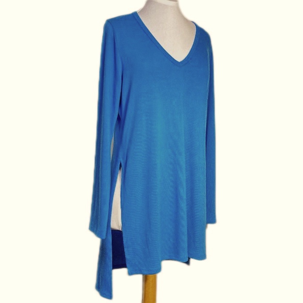 🆕 Karen Kane Knit Tunic High Low Slit each side V Neck Azure Blue NWT SZ M